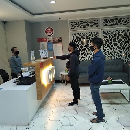 Flagship 750 Mont Blanc Hotel Bekasi Exterior foto